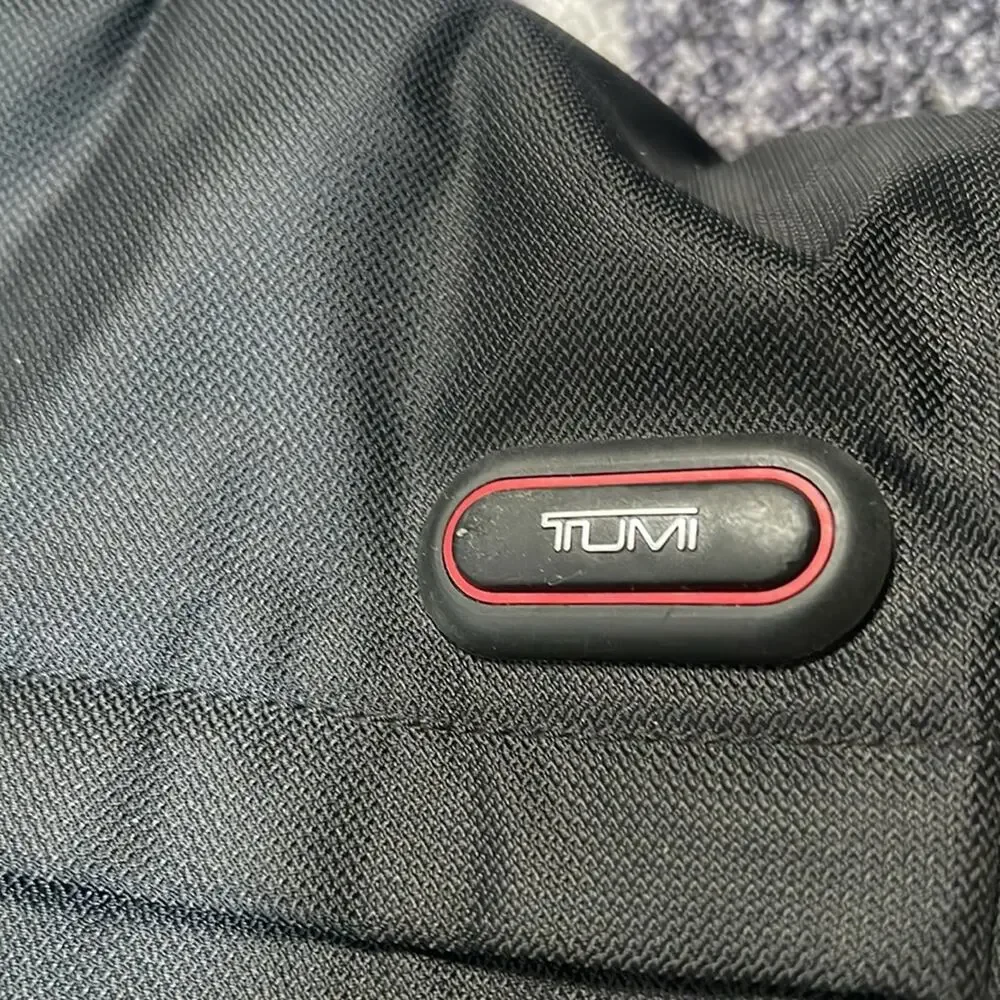 Tumi black multiple department crossbody messenger